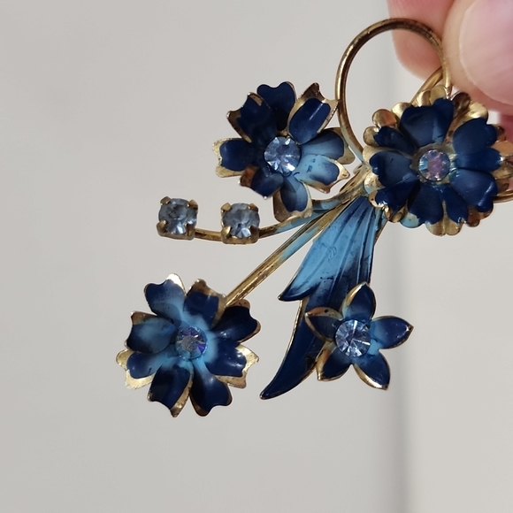 Vintage enzian flower brooch handmade in Austria - Picture 6 of 13